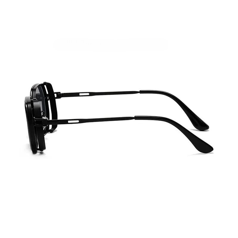 Men’s Sunglasses with Metal Accents and Round Frames