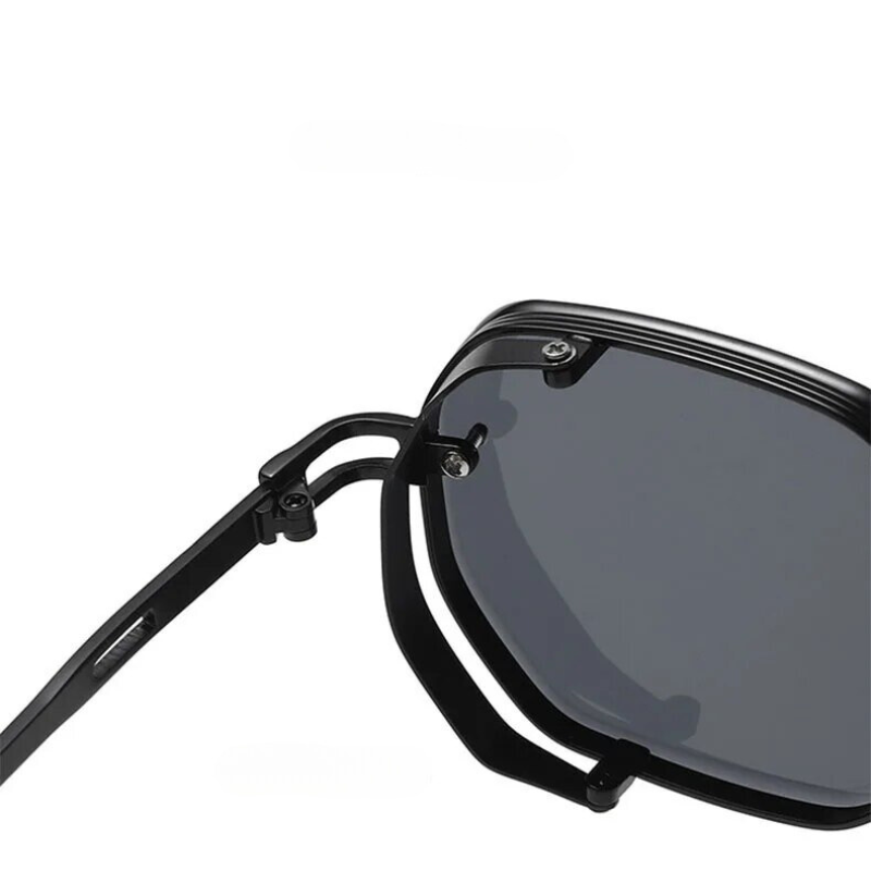 Men’s Sunglasses with Metal Accents and Round Frames