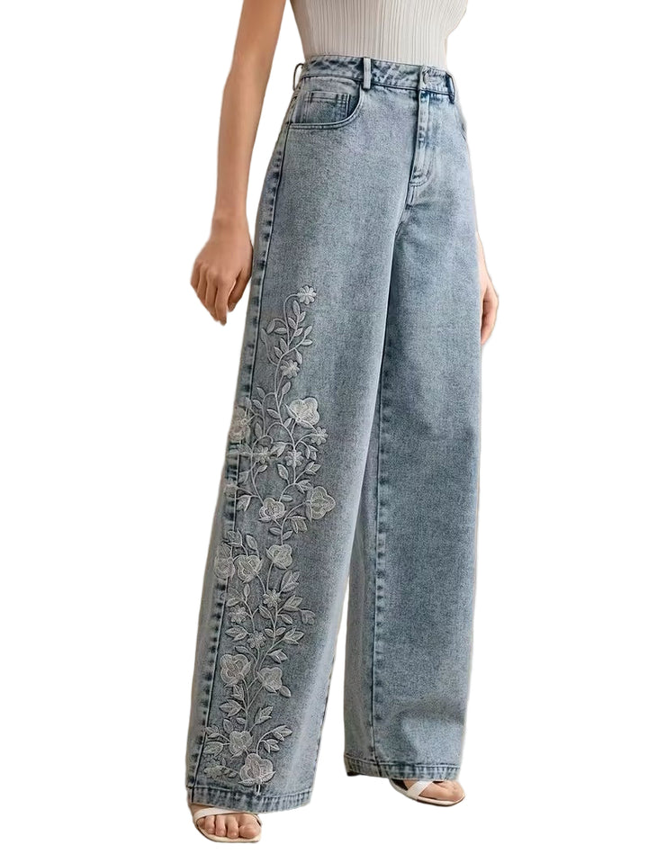 Women’s Pants with Floral Embroidery