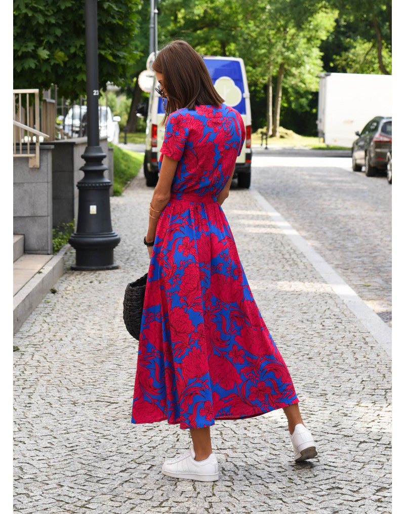 Women’s Wrap Dress with V-Neckline and Floral Pattern