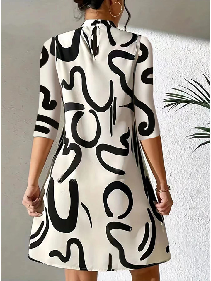 Women’s Dress with Round Neck and Knee-Length Hem