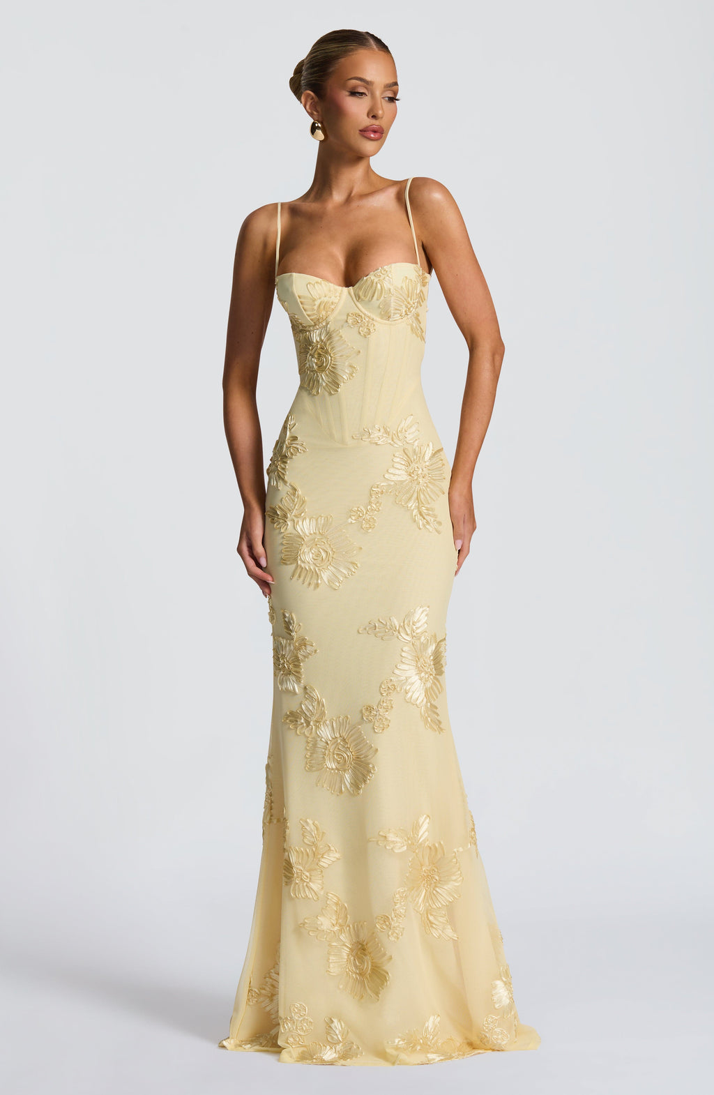 Women’s Maxi Dress with Spaghetti Straps and Sweetheart Neckline