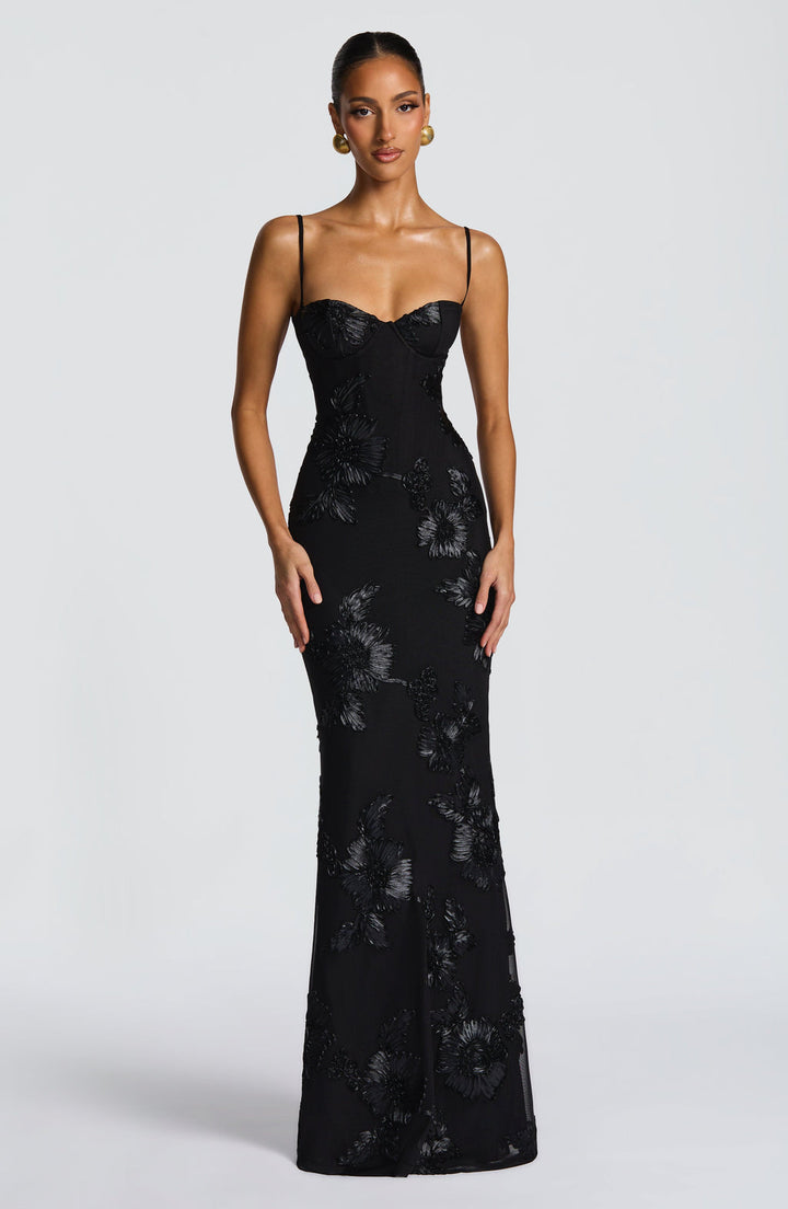 Women’s Maxi Dress with Spaghetti Straps and Sweetheart Neckline