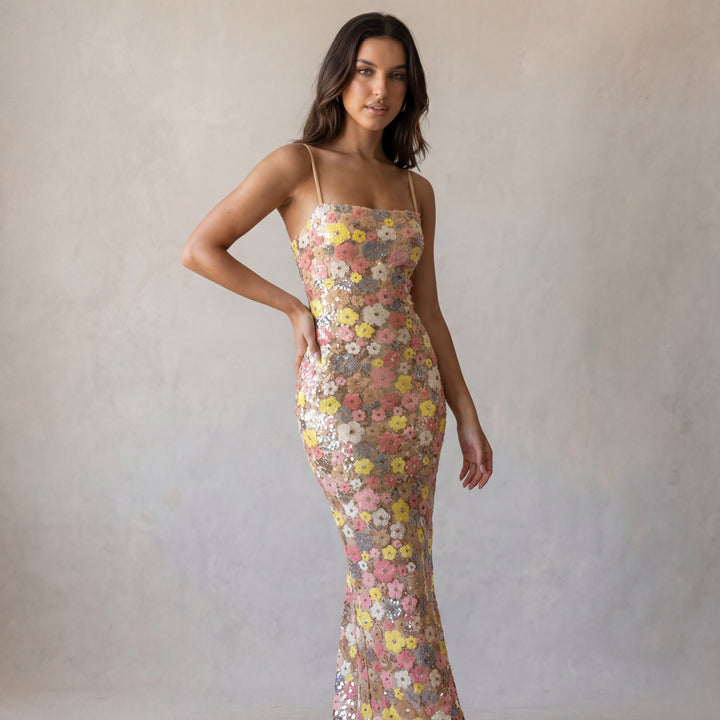 Women’s Maxi Dress with Square Neckline and Thin Shoulder Straps