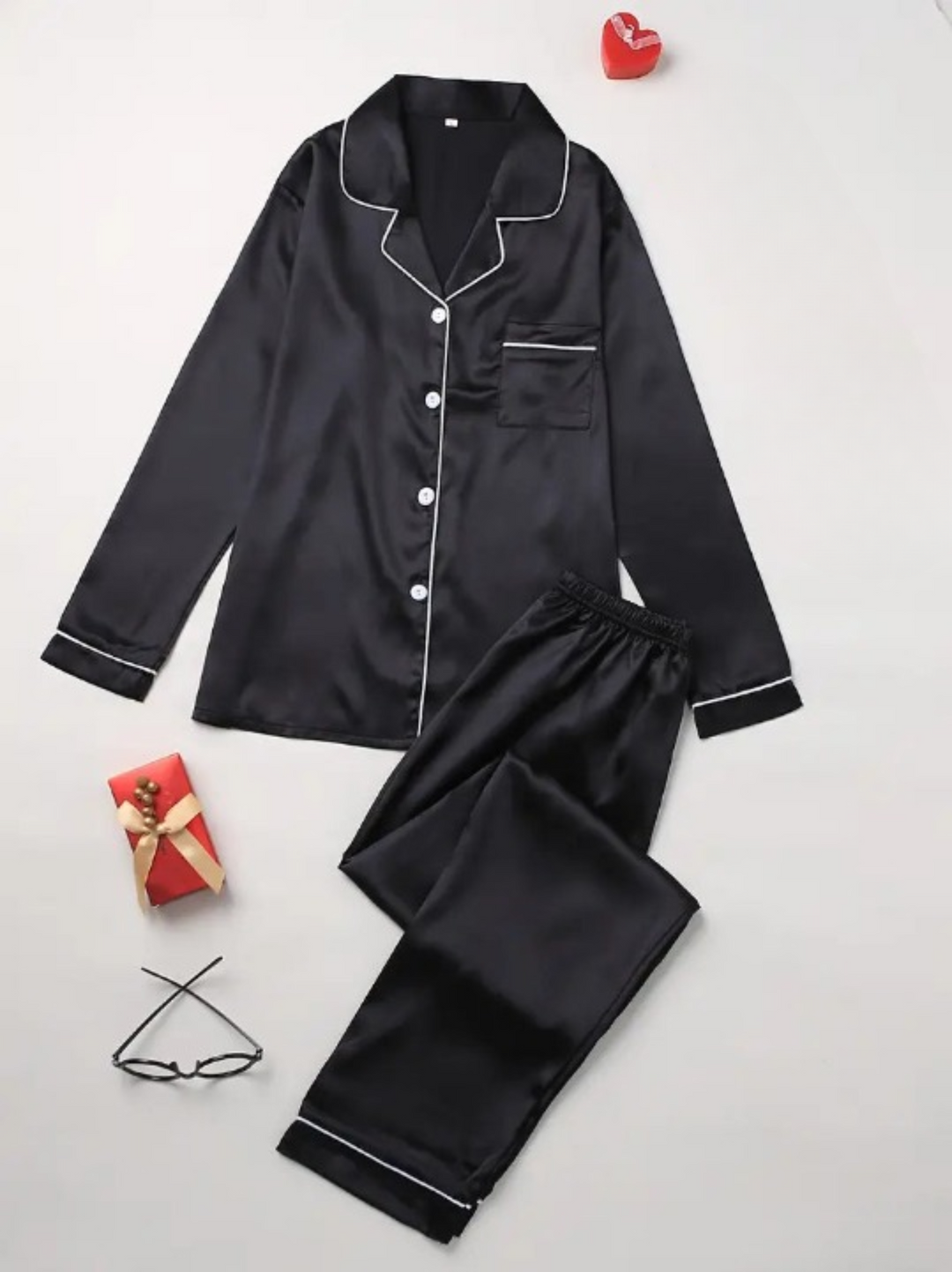 Women’s Pajama Set with Button-Up Top and Relaxed Pants
