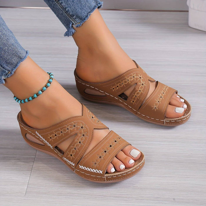 Women’s Sandals with Open Toe and Slip-Resistant Sole